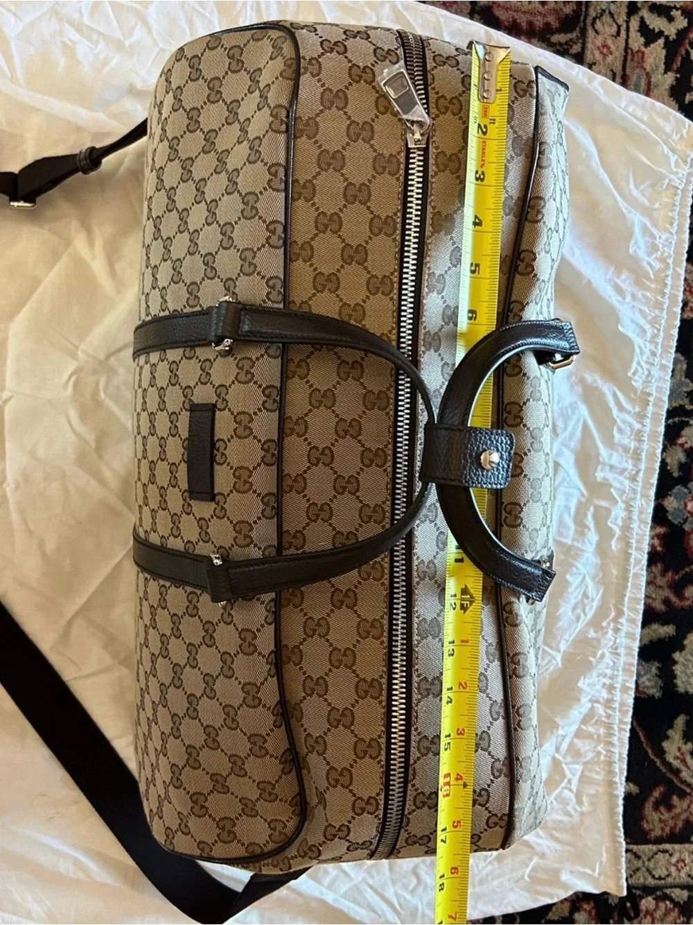 Unisex Gucci Beige GG Supreme Canvas Weekender with Dark Brown Trim made Italy